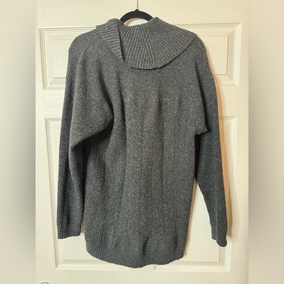 Cabi Campfire Pullover Sweater Gray Size M | Oversized Cowl Neck Knit Style 4096 - Picture 5 of 5